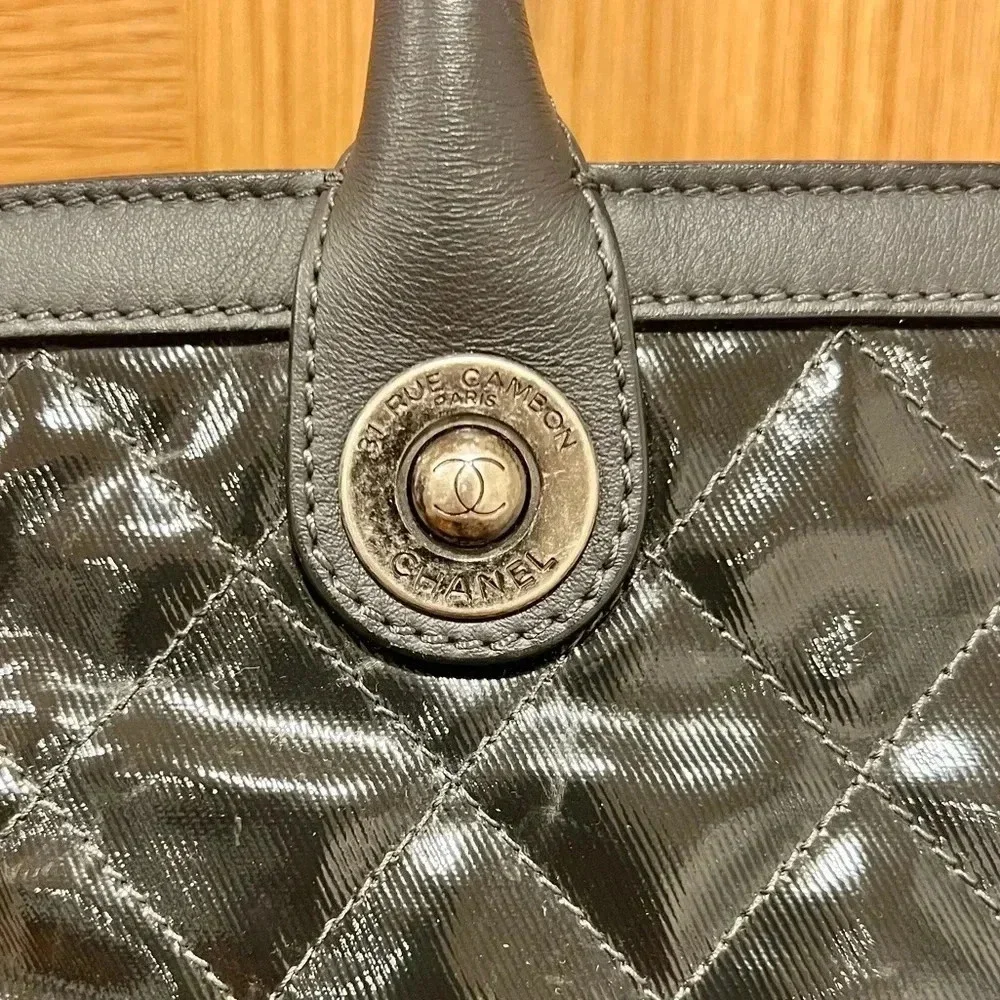 CHANEL | Matelasse Tote Bag Black | Patent Leather | Excellent Condition